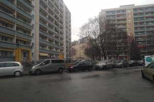 Blick vom langen Ende der Florian-Geyer-Straße über die Pfeifferhannsstraße auf das kurze Ende. Foto: Philine Schlick