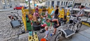 Die temporäre "grüne Oase" auf der Hertelstraße im Juli