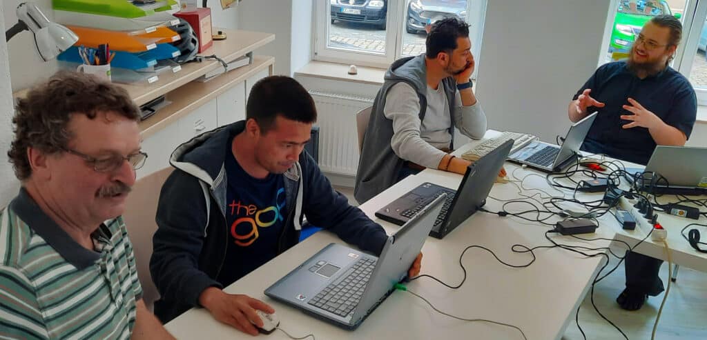 Computertraining - mit Kinderbetreuung