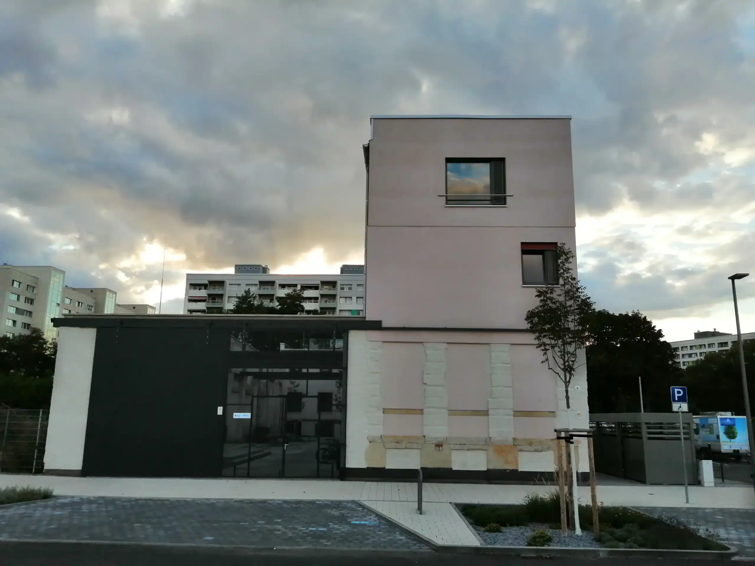 Integratives Familienzentrum (DKSB OV Dresden)