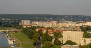 Blick von der Frauenkirche über die Stadt Dresden in östliche Richtung.